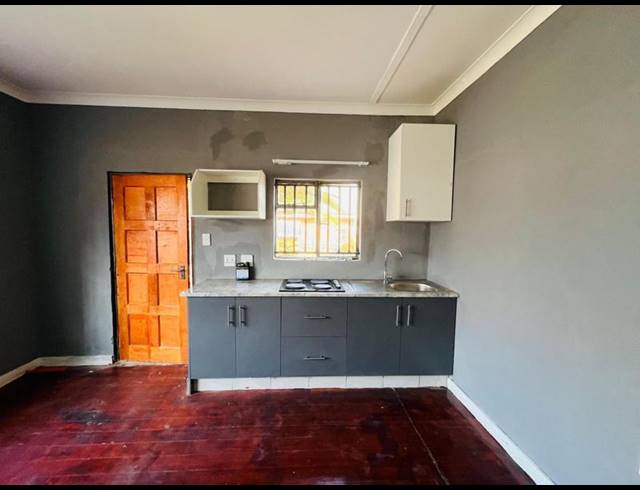 1 BEDROOM PROPERTY TO RENT IN PRIMROSE